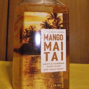 B & BW  Mango Mai Tai Hand Soap (NWT)